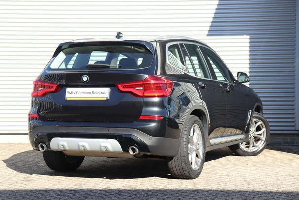 BMW X3 xDrive20i xLine 135 kW image number 4