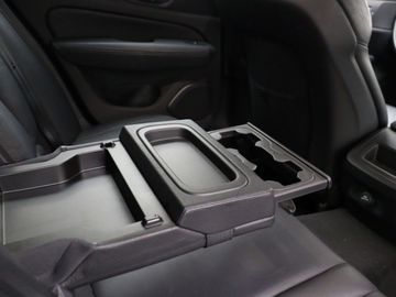 Car image 36