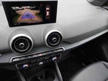 Car image 38