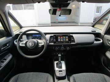 Car image 9