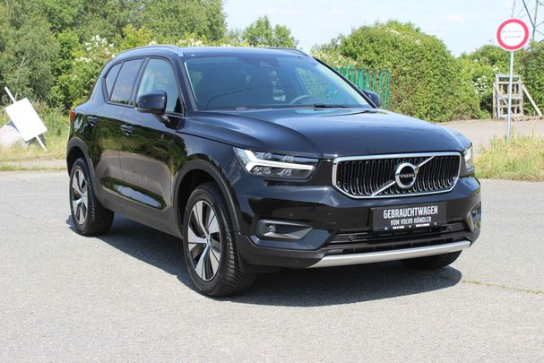 Volvo XC40 T2 Momentum 95 kW image number 5