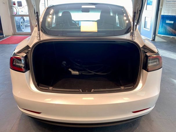 Tesla Model 3 Long Range AWD 324 kW image number 22