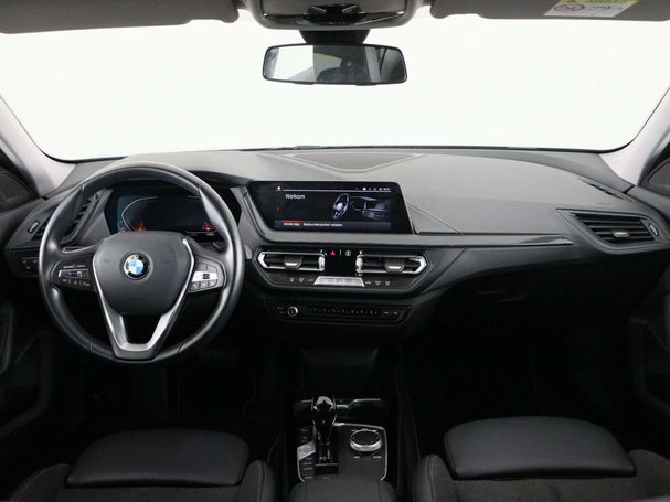 BMW 118i 100 kW image number 13