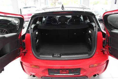 Car image 22