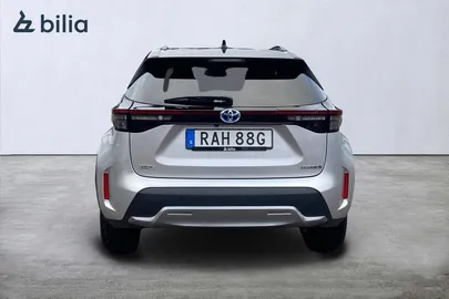 Car image 4