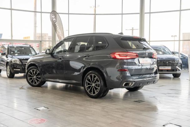 BMW X5 xDrive 195 kW image number 6