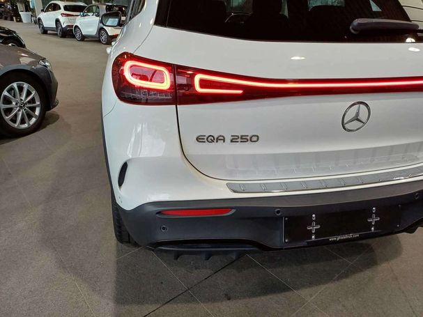 Mercedes-Benz EQA 250 140 kW image number 7