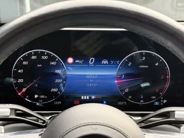 Car image 38