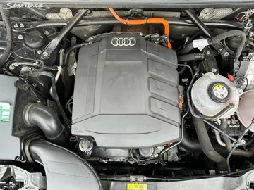 Car image 24