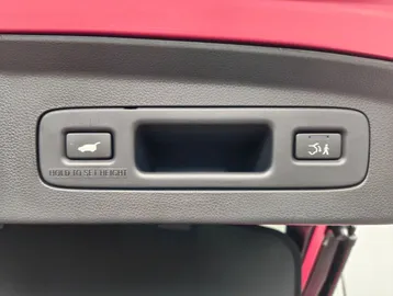 Car image 29