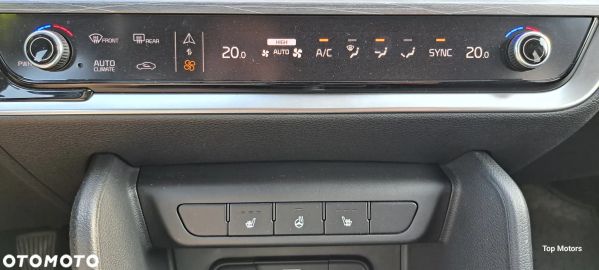 Car image 36