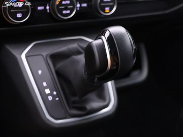 Car image 33