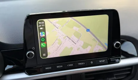 Car image 13