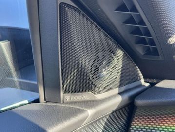 Car image 37