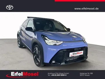 Car image 2
