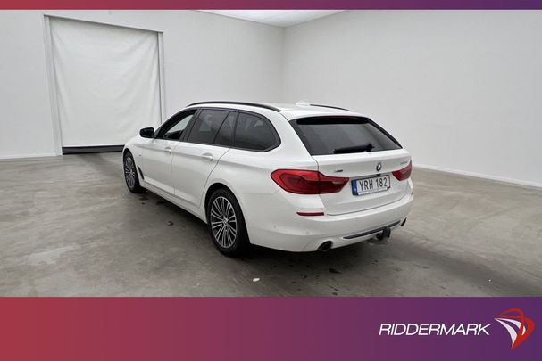 BMW 520d Touring xDrive Sport Line 140 kW image number 10