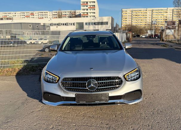 Mercedes-Benz E 220 d T 4Matic 143 kW image number 3