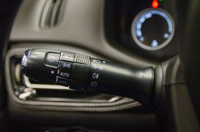 Car image 37