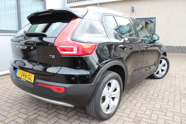 Volvo XC40 1.5 T2 95 kW image number 2