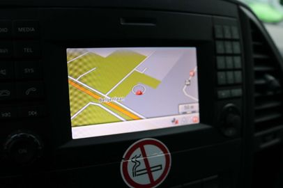 Car image 36