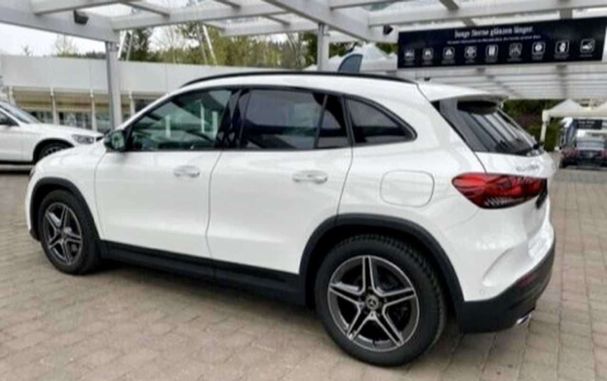 Mercedes-Benz GLA 220 d 140 kW image number 5