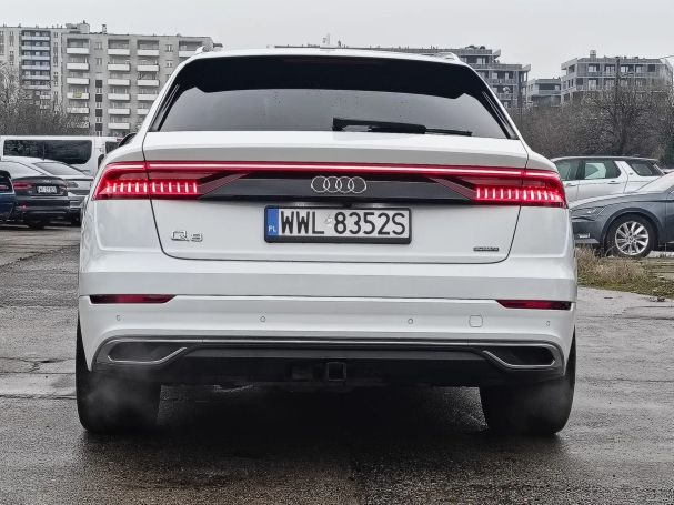 Audi Q8 55 TFSI quattro Tiptronic 250 kW image number 37