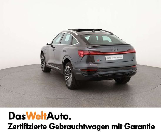 Audi Q8 55 quattro e-tron S-line 250 kW image number 4