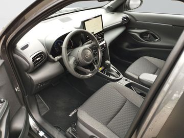 Car image 11