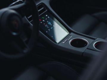 Car image 35