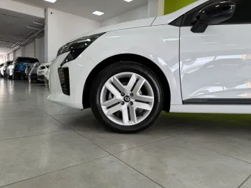 Car image 29
