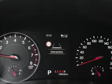 Car image 32