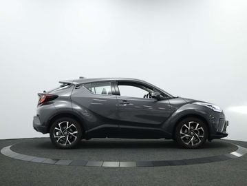 Car image 10