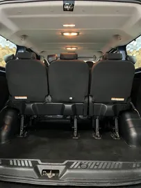 Car image 34
