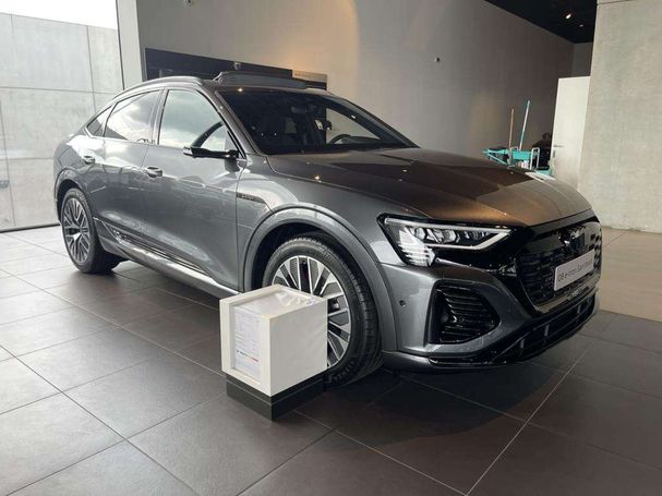 Audi Q8 55 e-tron S-line Sportback 300 kW image number 2