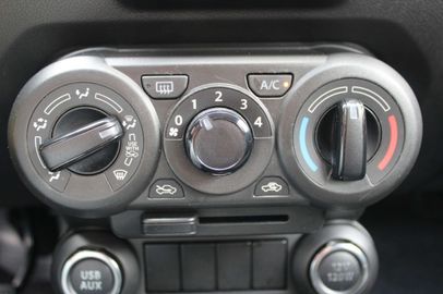 Car image 22