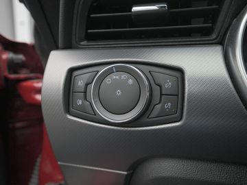 Car image 38