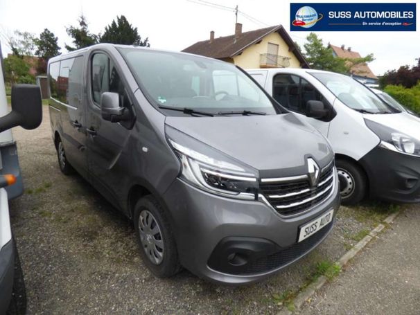 Renault Trafic Combi Energy dCi 145 Life 107 kW image number 3