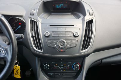 Car image 17