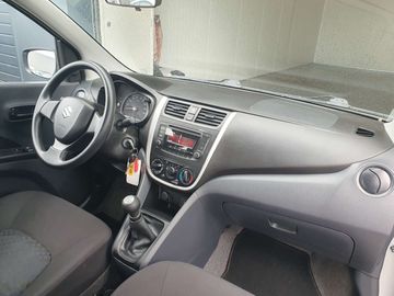 Car image 36