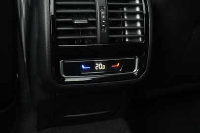 Car image 41