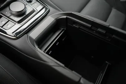 Car image 49