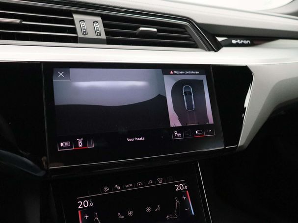 Audi SQ8 quattro e-tron S-line 370 kW image number 22