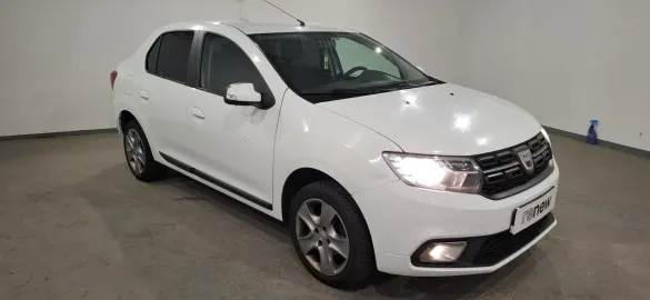 Car image 26