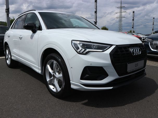 Audi Q3 35 TDI S tronic Advanced 110 kW image number 2