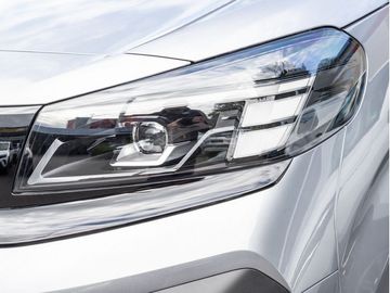 Car image 28
