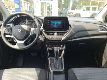 Car image 15