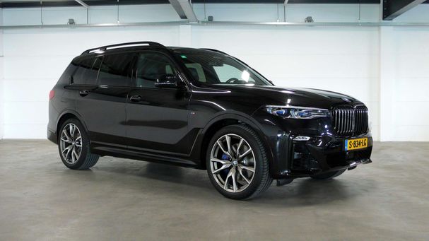 BMW X7 M50i xDrive 390 kW image number 1