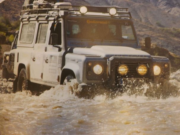 Land Rover Defender 90 kW image number 15