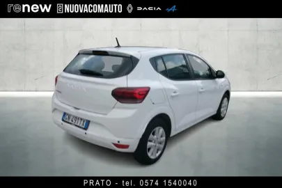 Car image 3