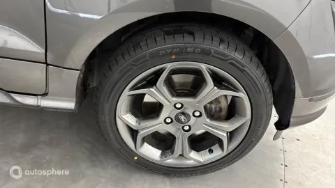 Car image 20